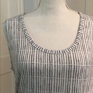Athleta Scoop Neck Tee